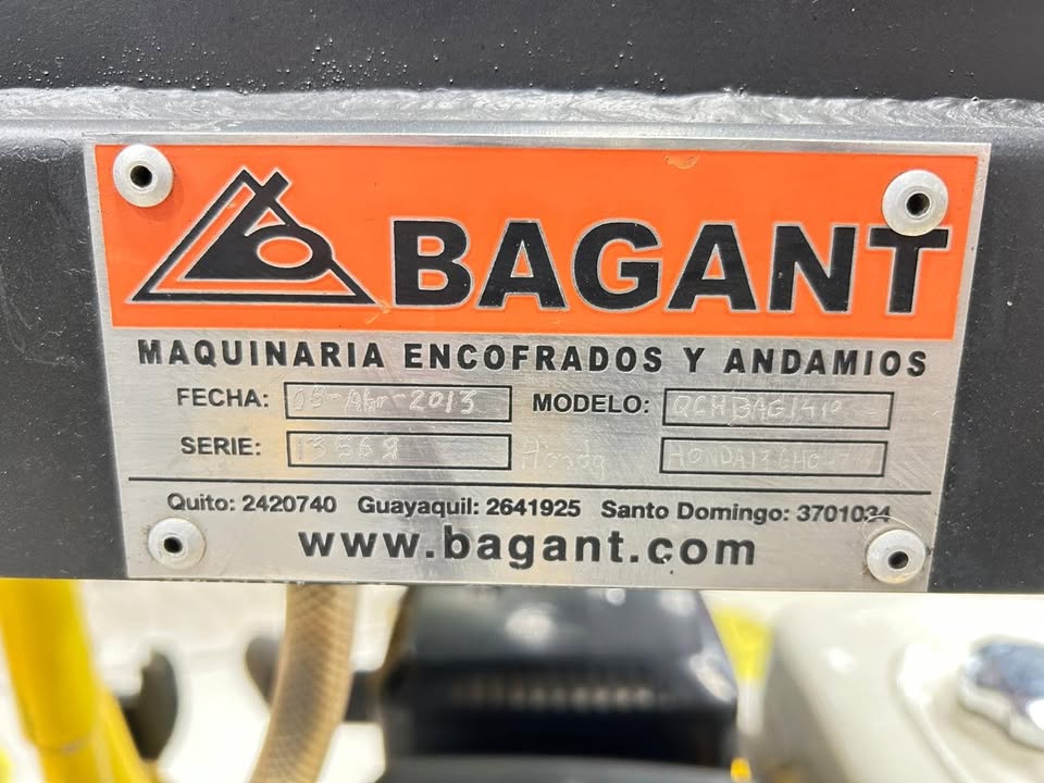 Cortadora de concreto Bagant 14 pulgadas con Motor Honda - 0