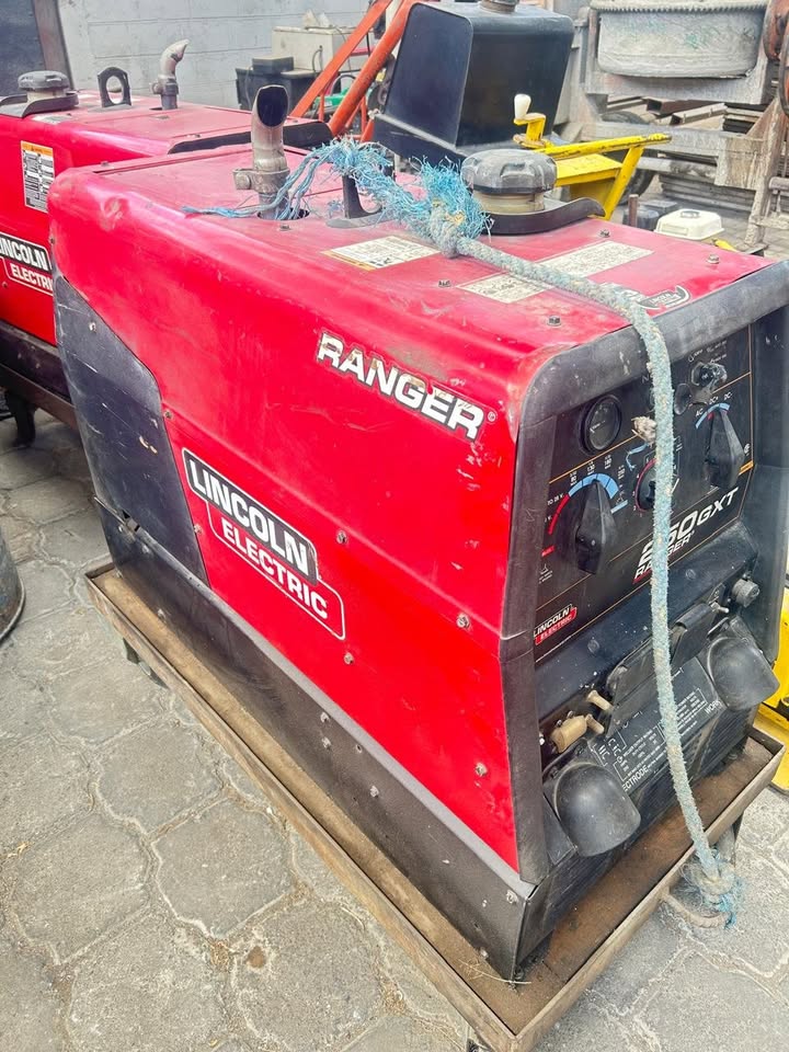 Moto soldadora lincoln ranger Gxt250 - 0