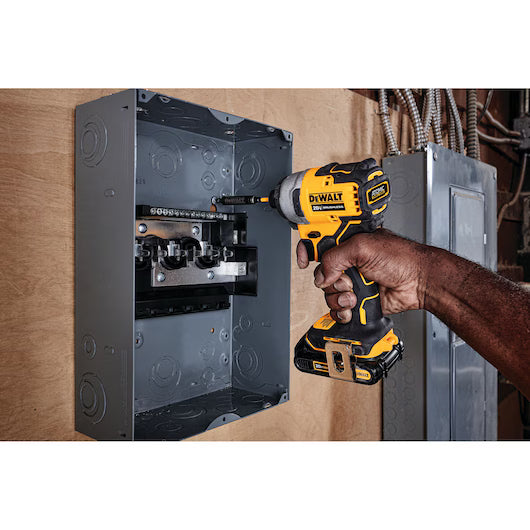 Atornillador de Impacto de 1/4" (6 mm) 20V MAX* ATOMIC (no incluye bateria) - DCF809B
