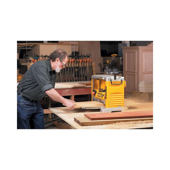 DW734 - Cepillo Canteador 12 1/2" 15AMP 110V 10000RPM